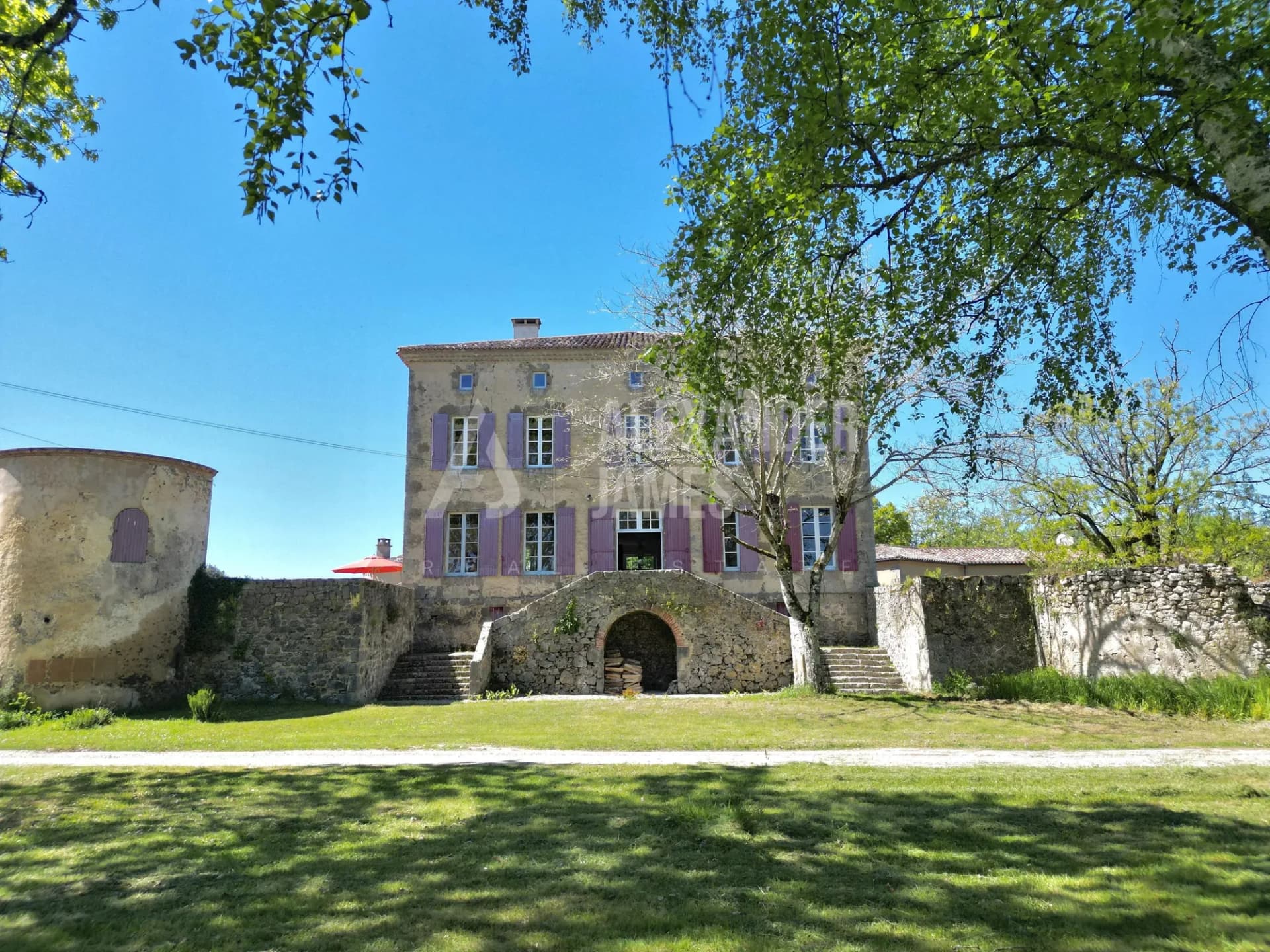 Renovated Château With Guest House And Swimming Pool Set In 35 Hectares