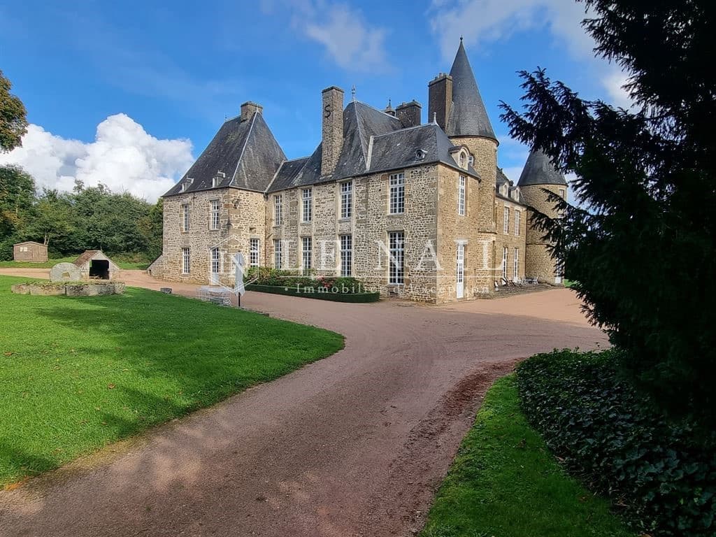 Historic Château with Extensive Estate and Outbuildings 3