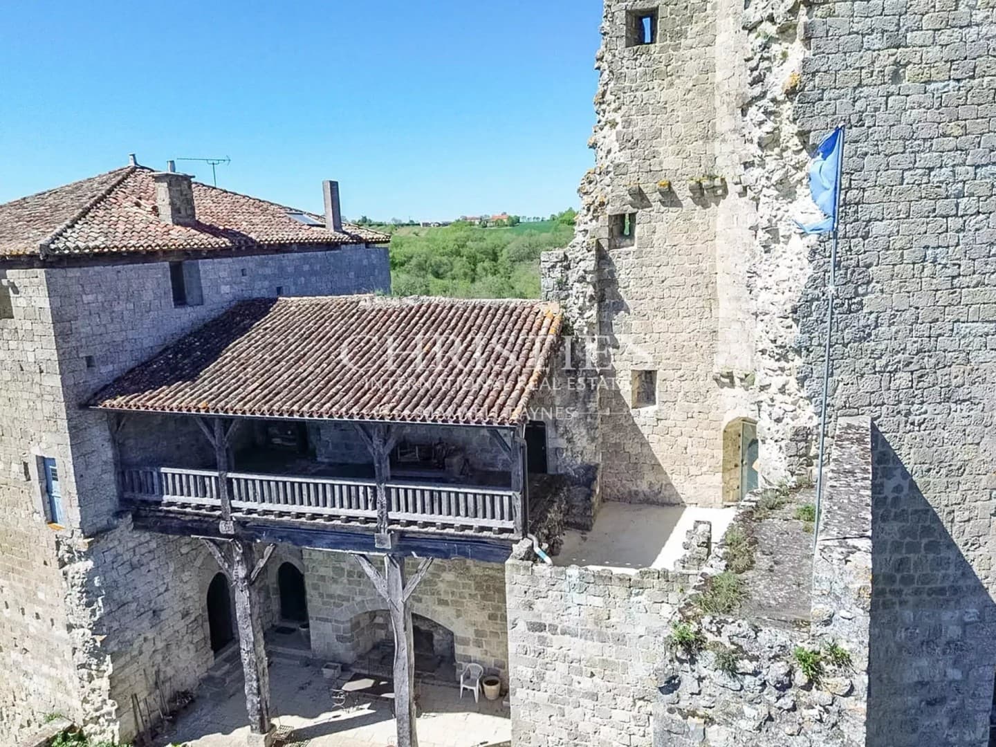 Historic Château with Expansive Grounds and Stunning Views 5