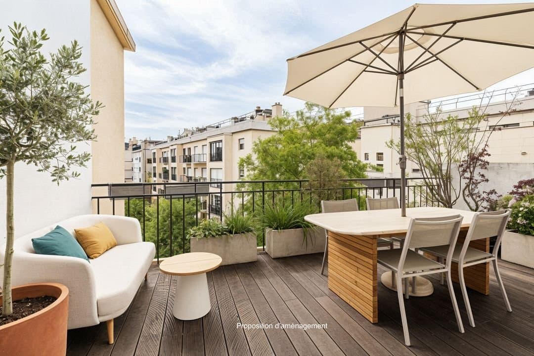 Bright 2-Bedroom Apartment With Balcony And Terrace — in France