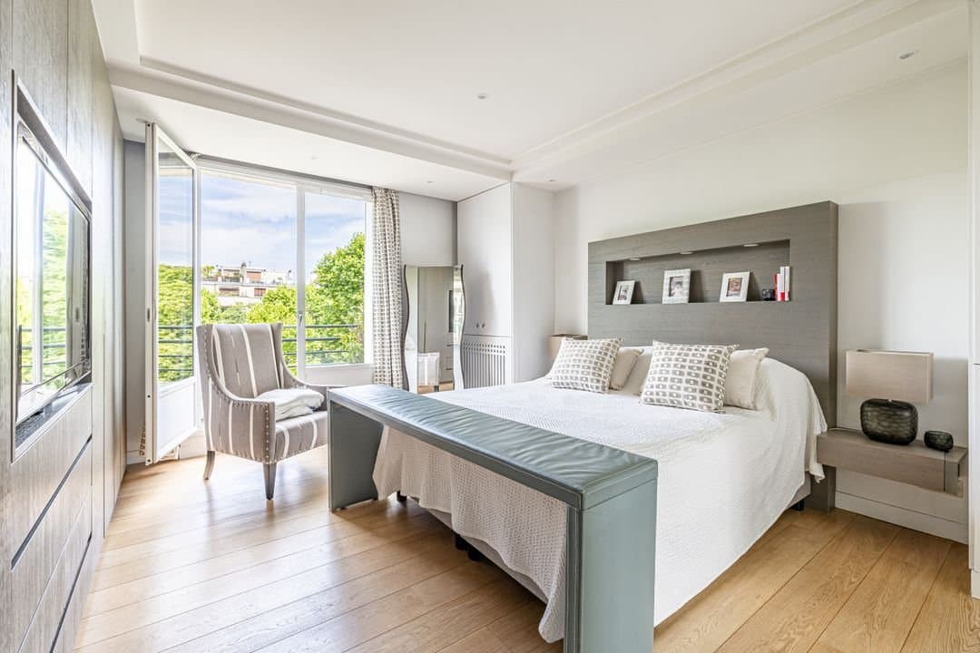 Bright 2-Bedroom Apartment With Balcony And Terrace 3
