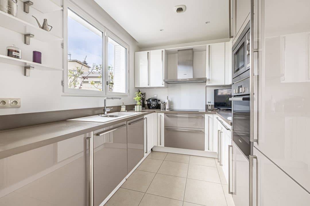 Bright 2-Bedroom Apartment With Balcony And Terrace 5