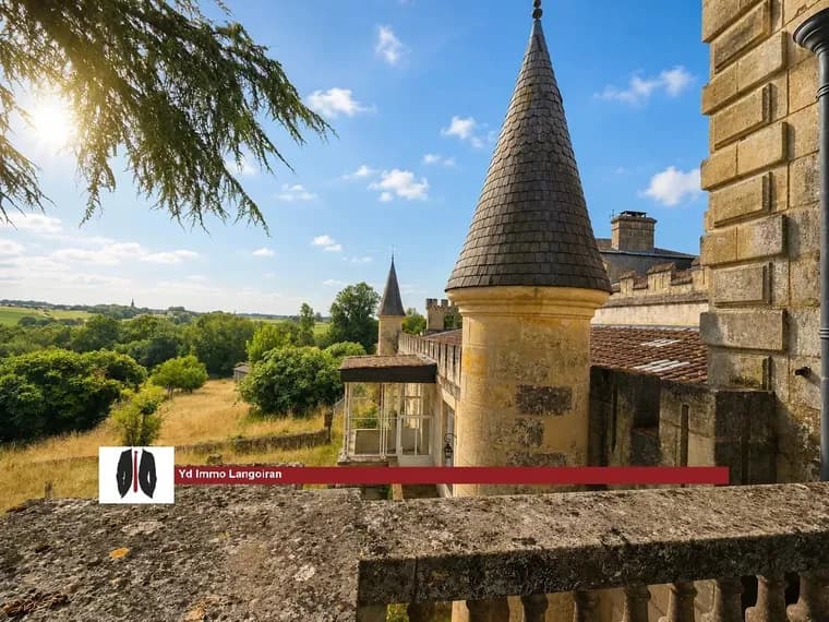 Elegant Bordeaux-Style Château With 7 Bedrooms And Event Potential 2