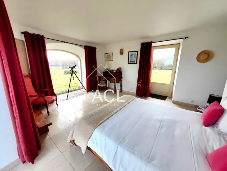 Majestic 17th Century Castle With Breathtaking Lake Views 4
