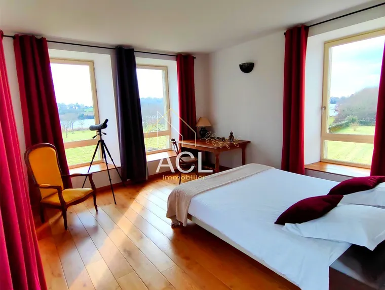 Majestic 17th Century Castle With Breathtaking Lake Views 5
