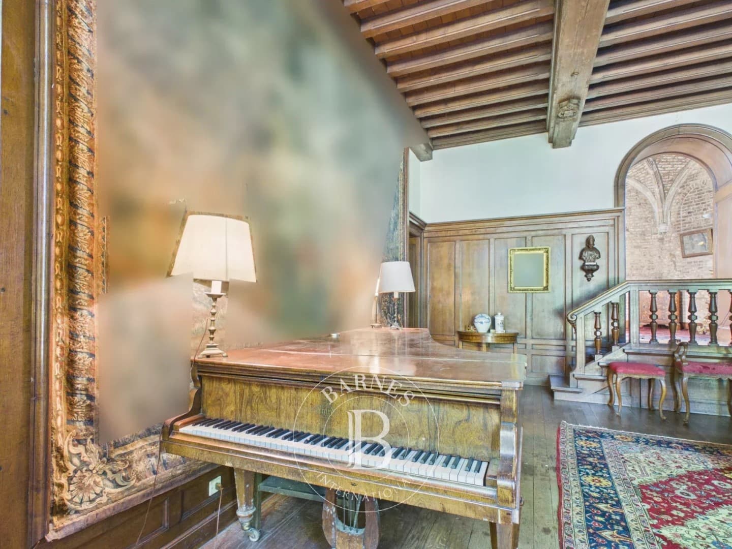 Historic Château with Renovation Potential and Garden 4