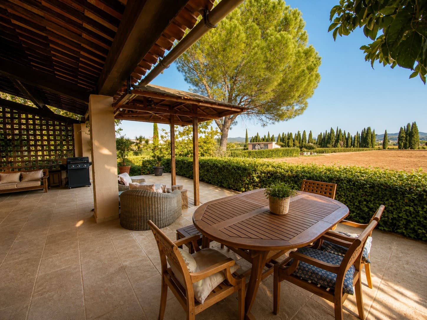 Elegant Provençal Château Set Within A 25 Hectare Estate 5