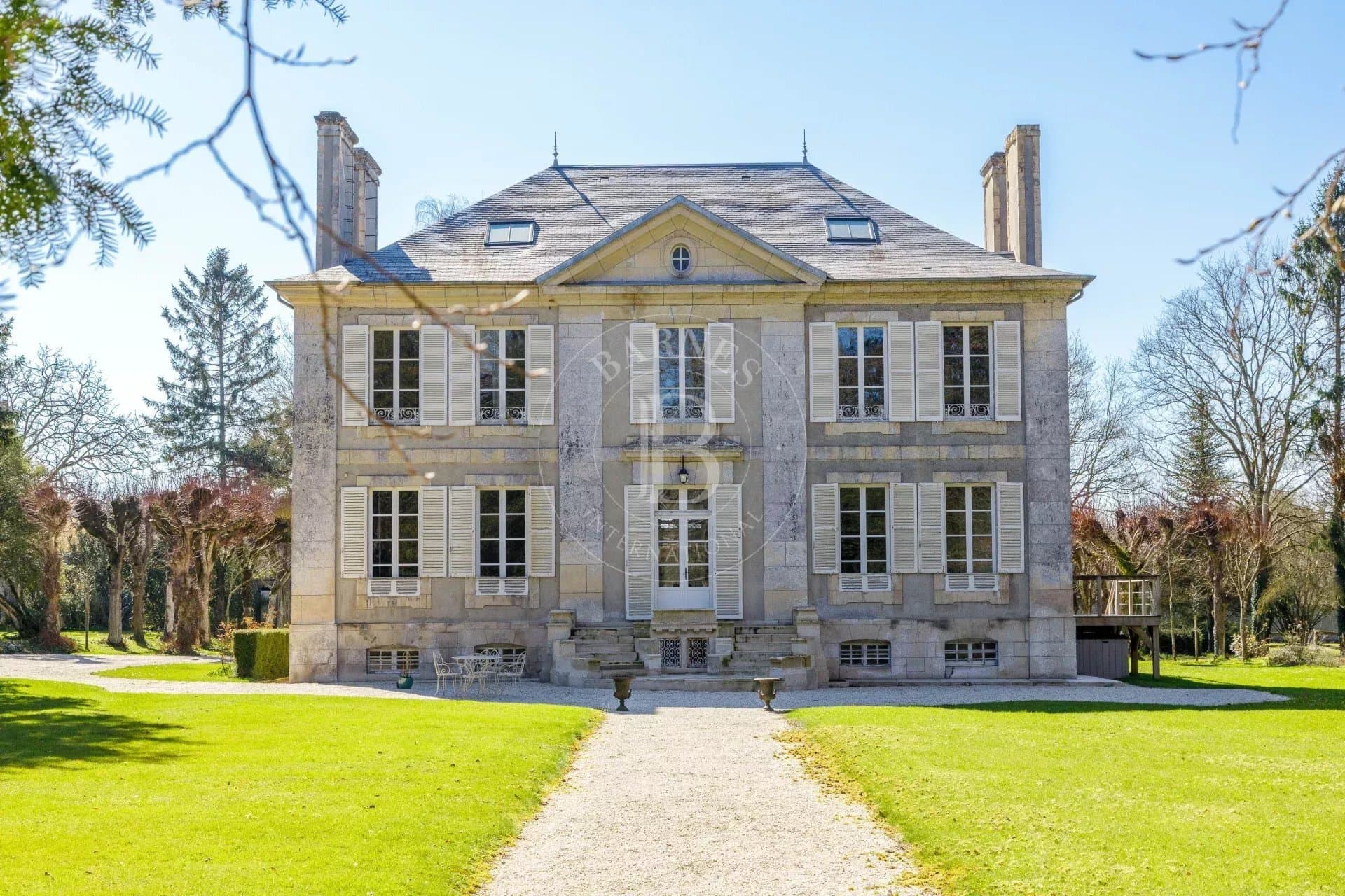 Elegant 19th Century Château With 7 Bedrooms And Extensive Grounds