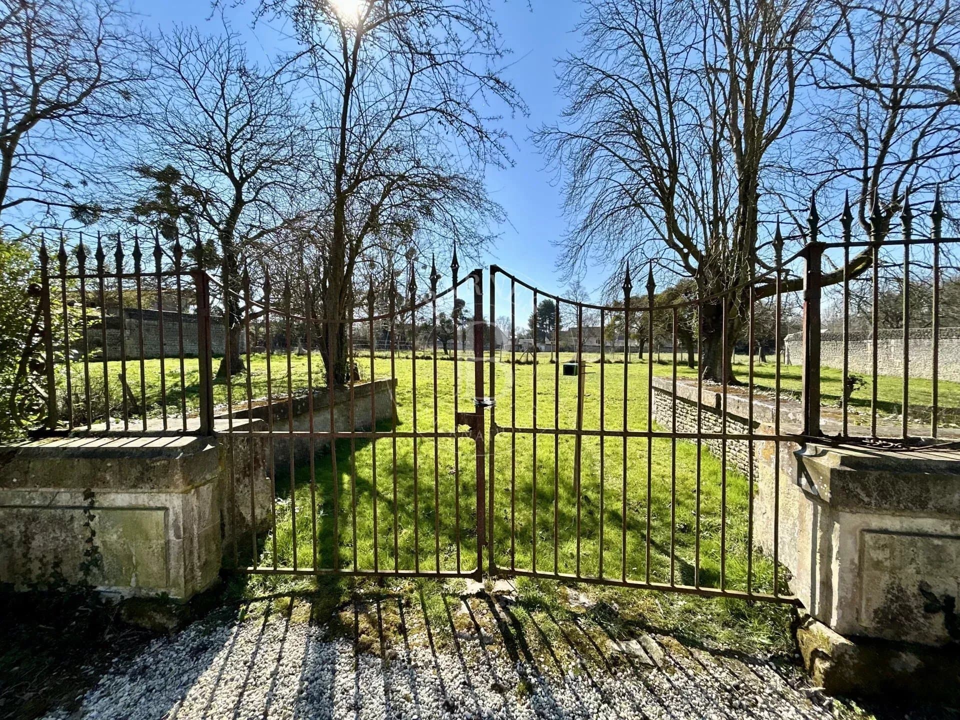 Elegant 19th Century Château With 7 Bedrooms And Extensive Grounds 2