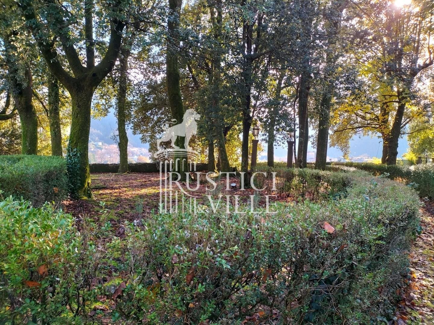 Majestic Villa With Panoramic Views And Swimming Pool 4
