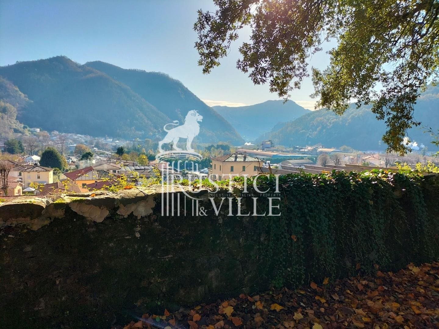 Majestic Villa With Panoramic Views And Swimming Pool 3