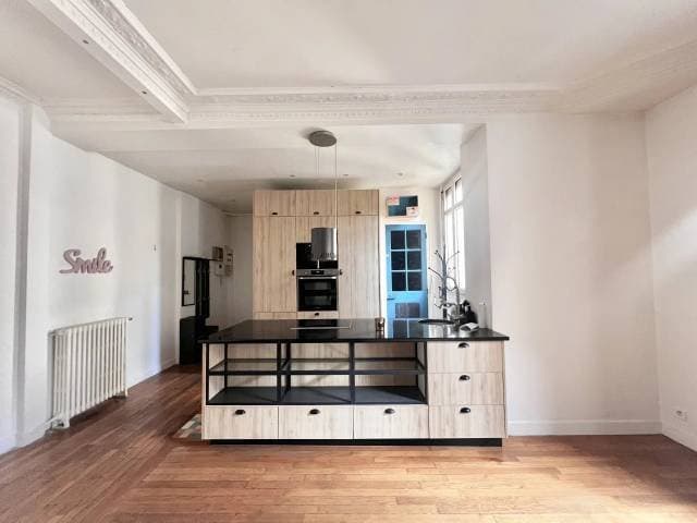 Charming 1 Bedroom Apartment Steps From Château D'asnières 3