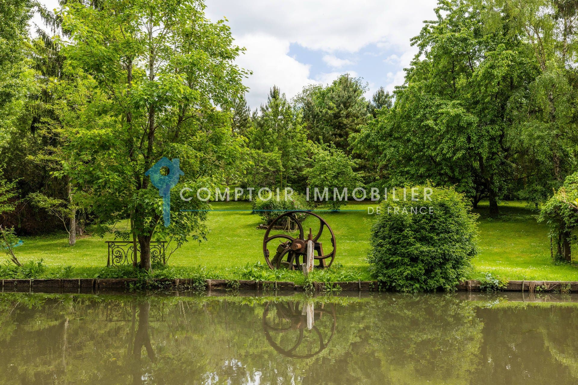 Renovated Former Mill With 7 Bedrooms And 3 Hectares Of Landscaped Grounds 5