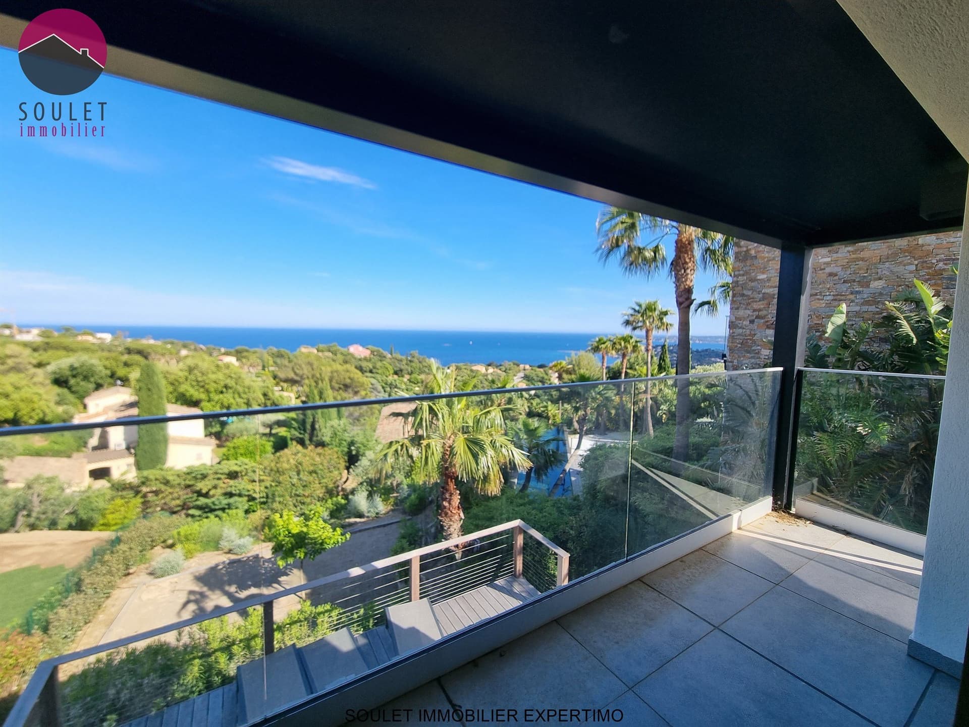 Exclusive Estate with 2 Villas and Panoramic Sea Views 5