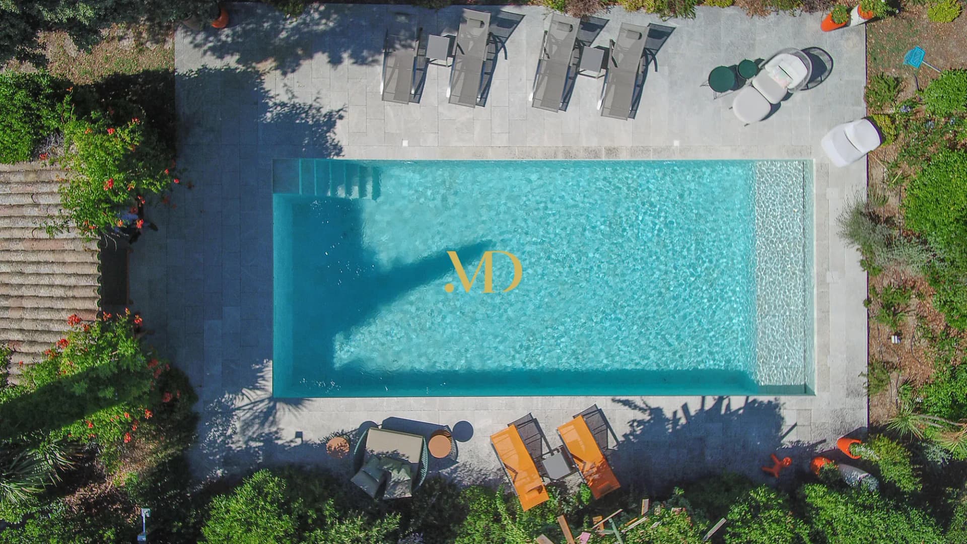 Elegant Provençal Property With Heated Pool And Panoramic Views 4