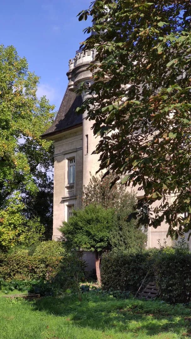 Charming 19th Century Villa With 8 Bedrooms, 2 Cottages, Pool And Tennis Court 4