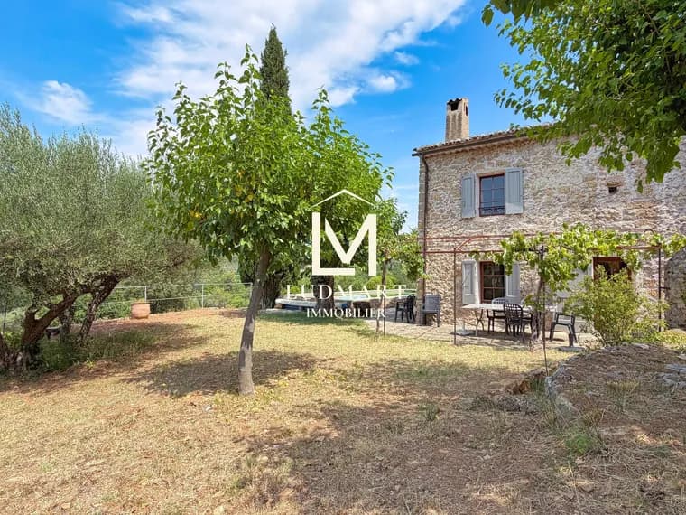 Lorgues Authentic Provençal Estate With Two Houses, Two Pools, Vineyard And Olive Grove 4