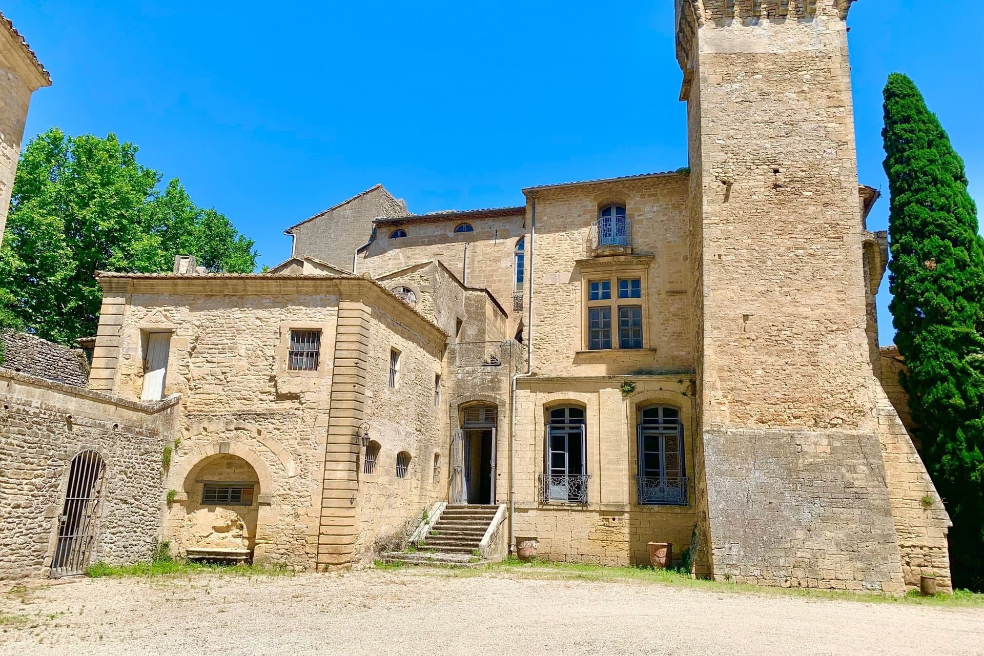 Historic Château With 400 Hectares Of Land Near Pont Du Gard 2