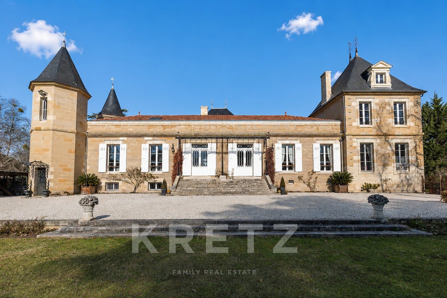 Elegant 19th Century Château With Swimming Pool And Magnificent Grounds