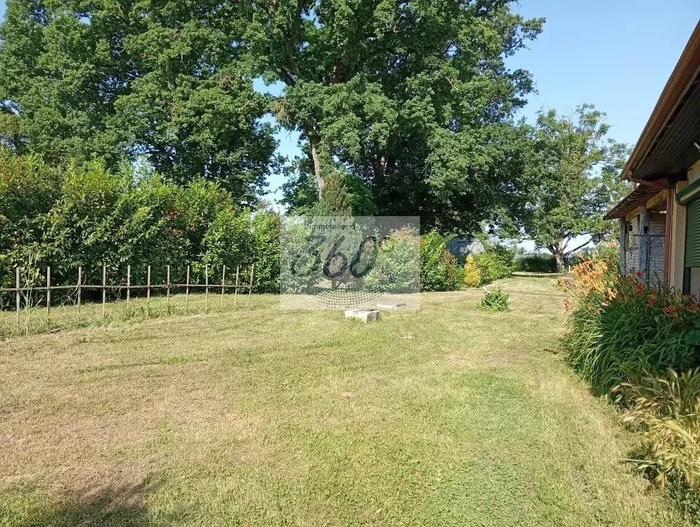 Renovated Farmhouse With Pool And Large Non-Buildable Plot 5