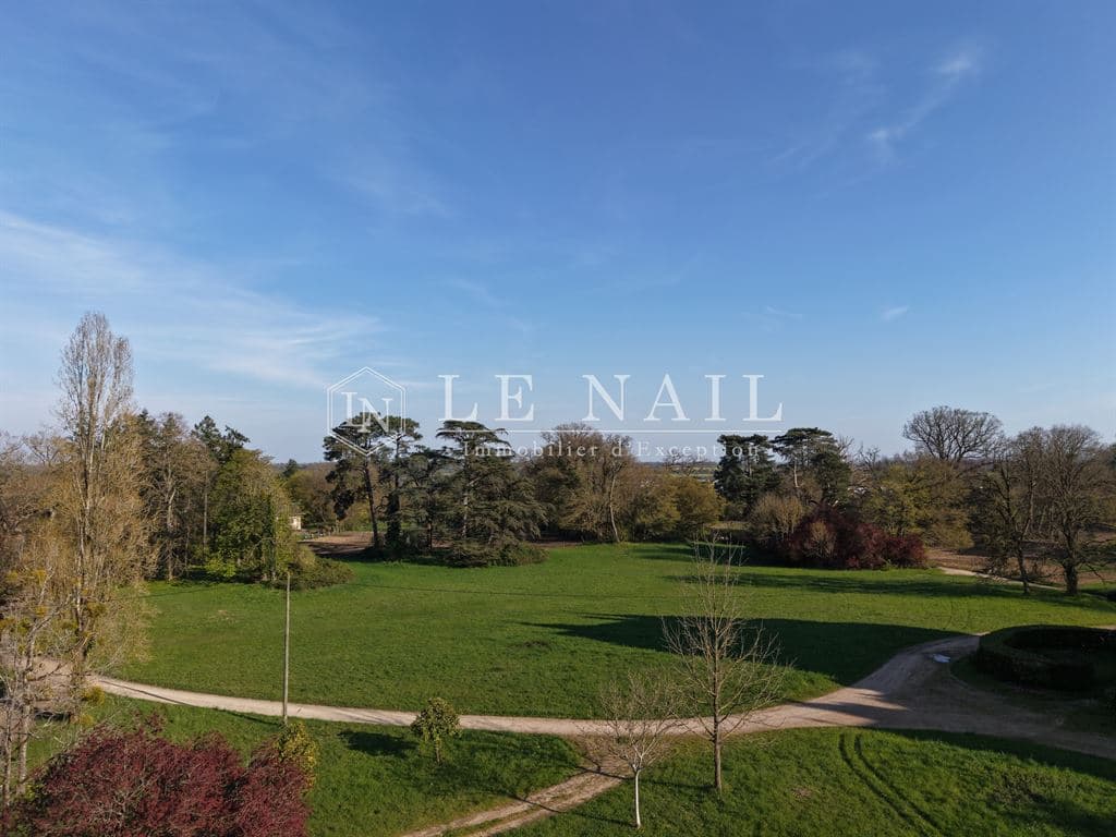 Impressive 19th Century Château With Extensive Grounds 5