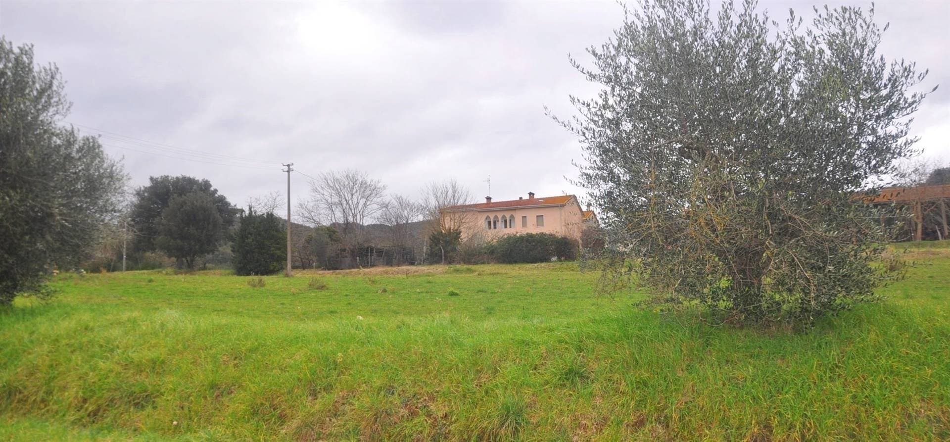 Charming Farmhouse With Barn And Annex Near The Castle Of Querceto 4