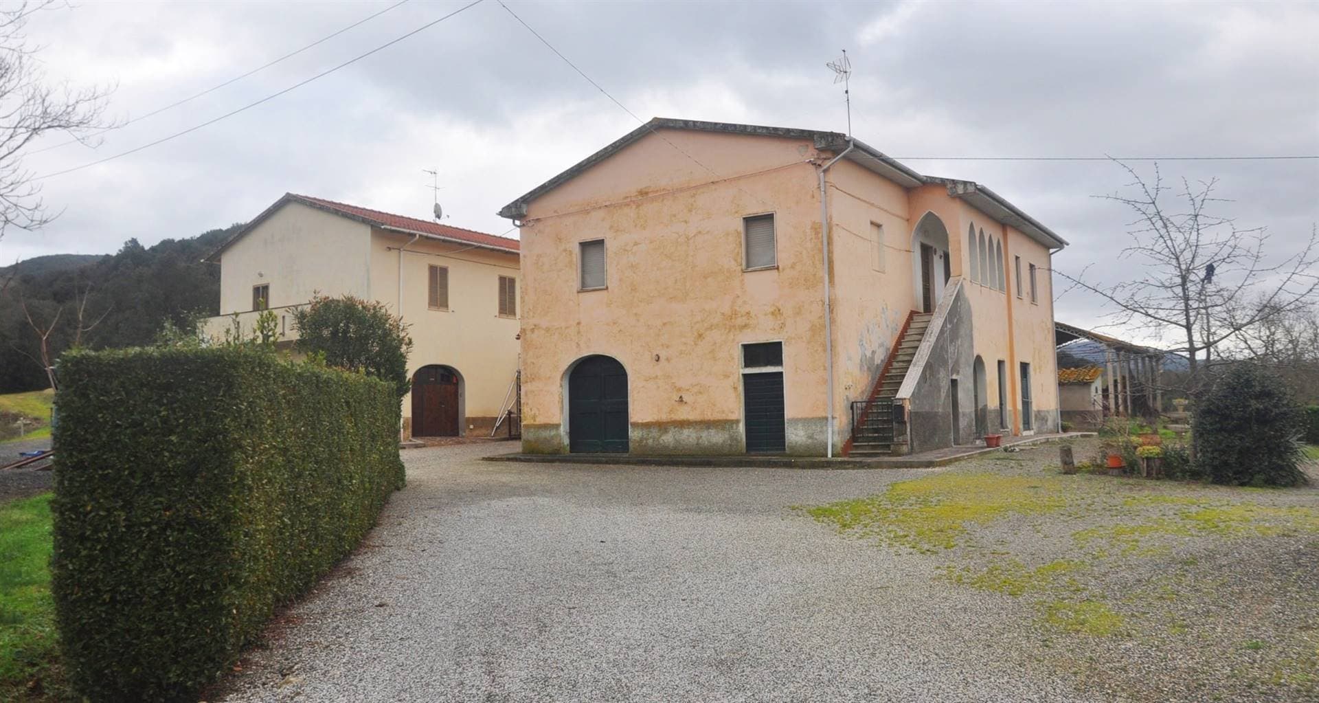 Charming Farmhouse With Barn And Annex Near The Castle Of Querceto 5