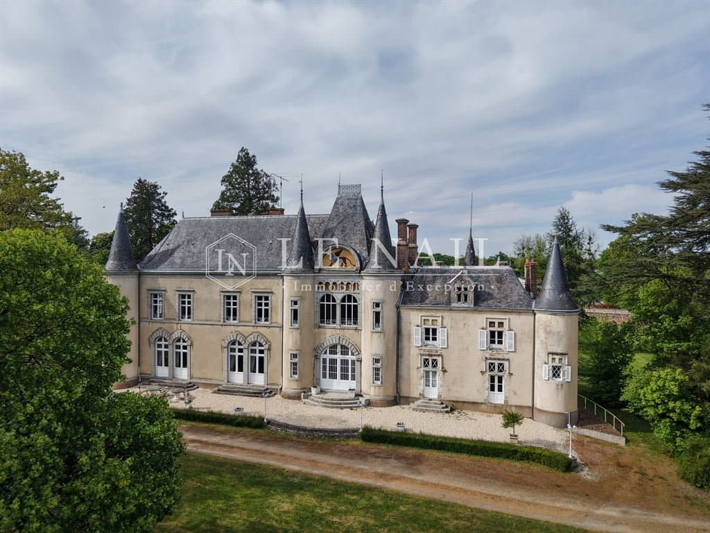 Stunning 19th Century Château With Expansive Grounds — Château for sale in Mayenne, France