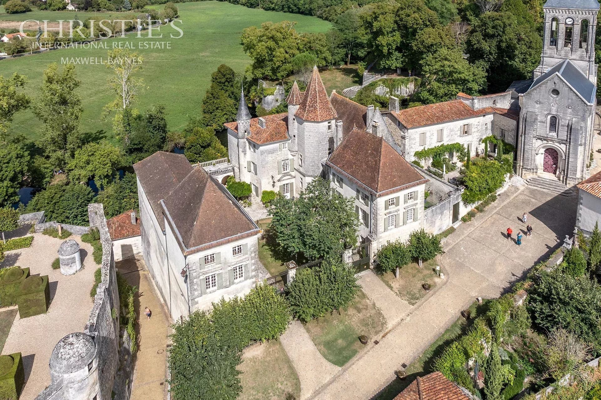 Historic 15th Century Château With 15 Bedrooms And Panoramic Countryside Views