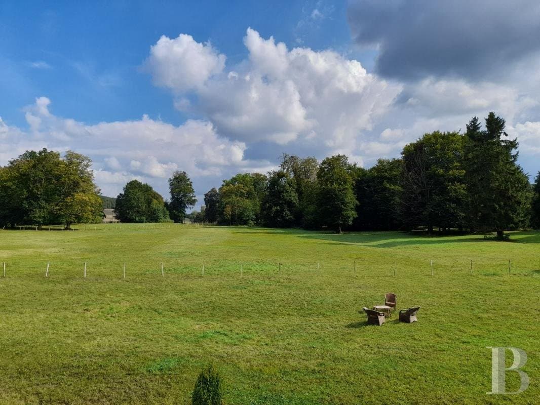 Château With Chapel And Vast Outbuildings Set On 17 Hectares Of Wooded Land 2