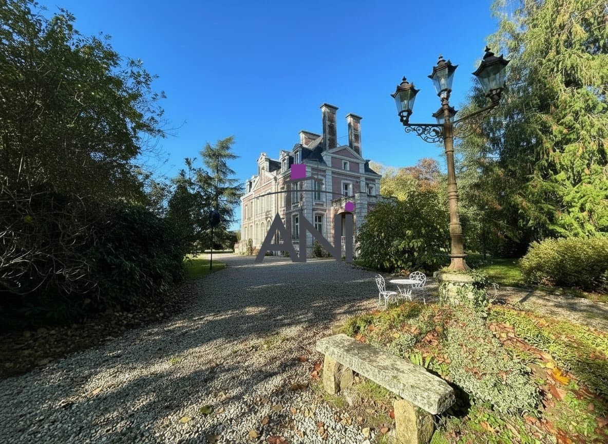 Exceptional 18th Century Château With Chapel And 5.83 Hectare Estate 4