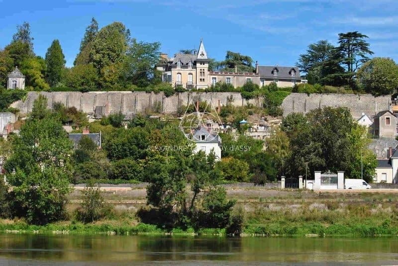 19th Century Château Overlooking The Loire With Stunning Views 3