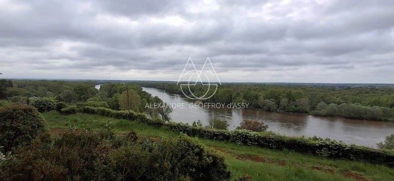 19th Century Château Overlooking The Loire With Stunning Views 5