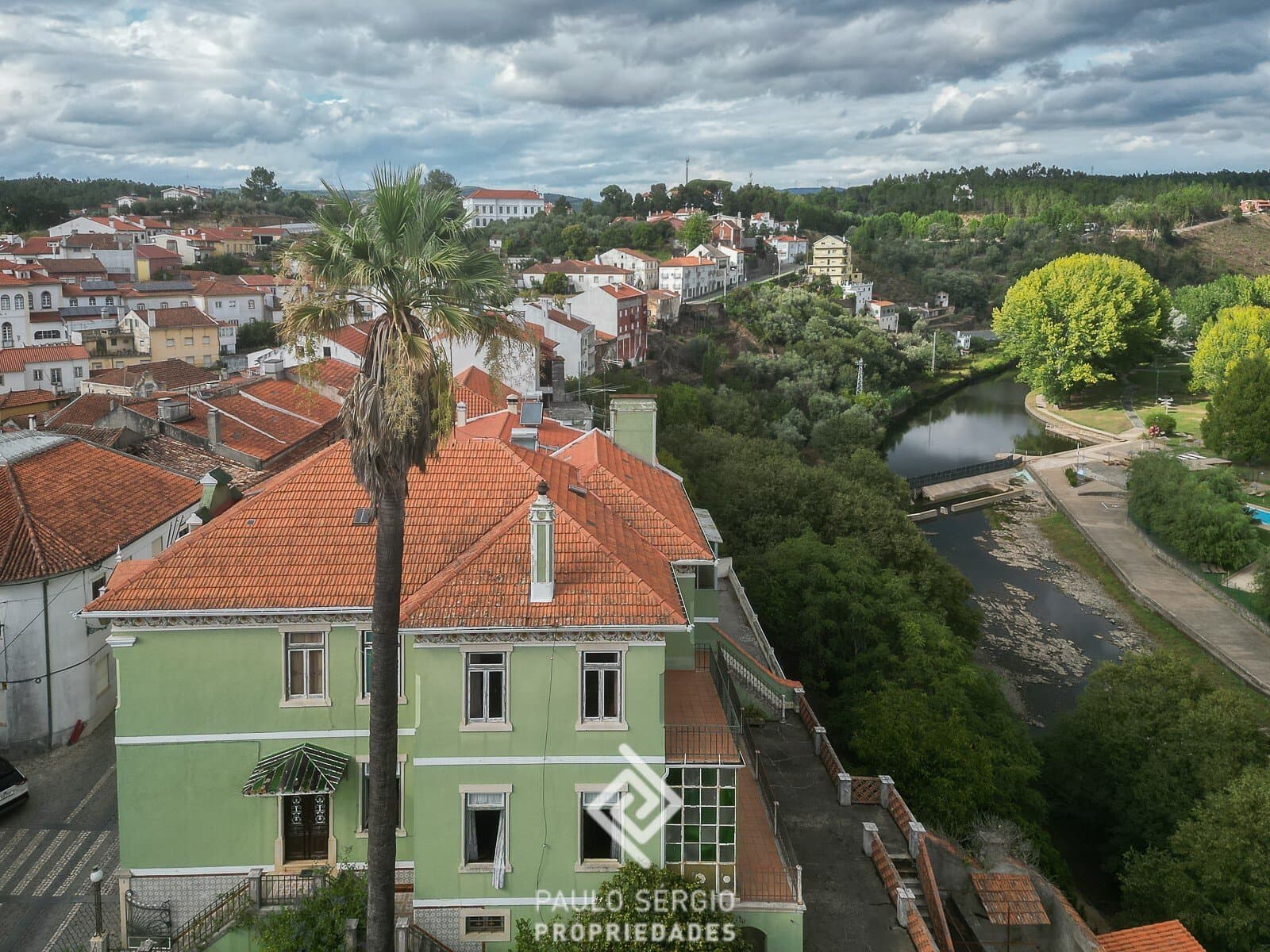 Art Nouveau Palace With 8 Bedrooms And Scenic Views 2