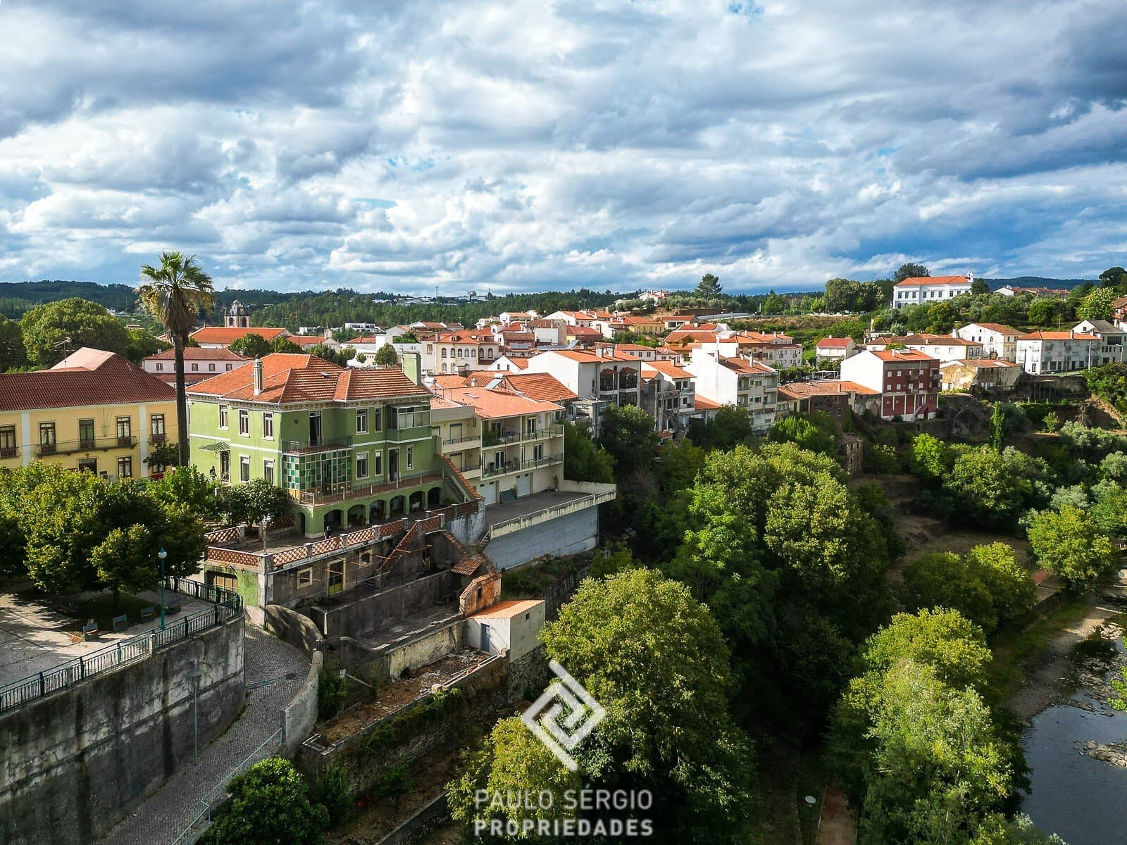 Art Nouveau Palace With 8 Bedrooms And Scenic Views 4