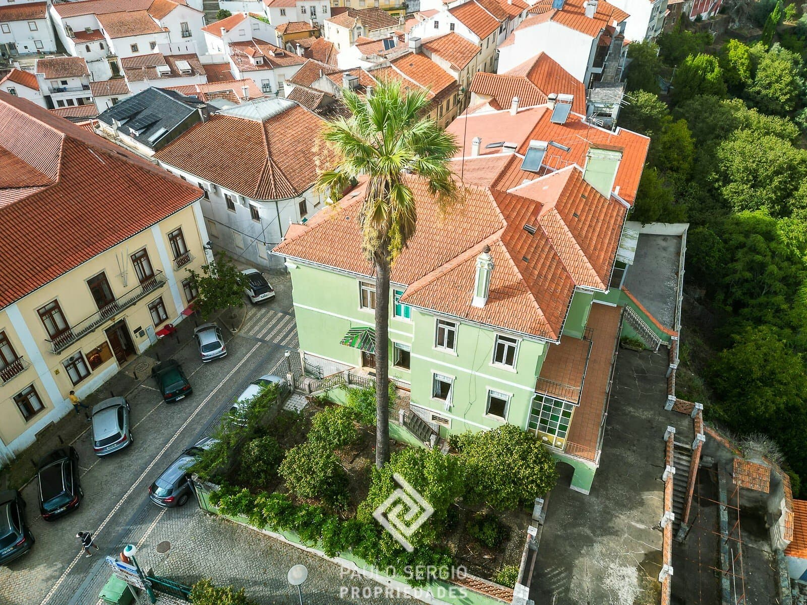 Art Nouveau Palace With 8 Bedrooms And Scenic Views 4