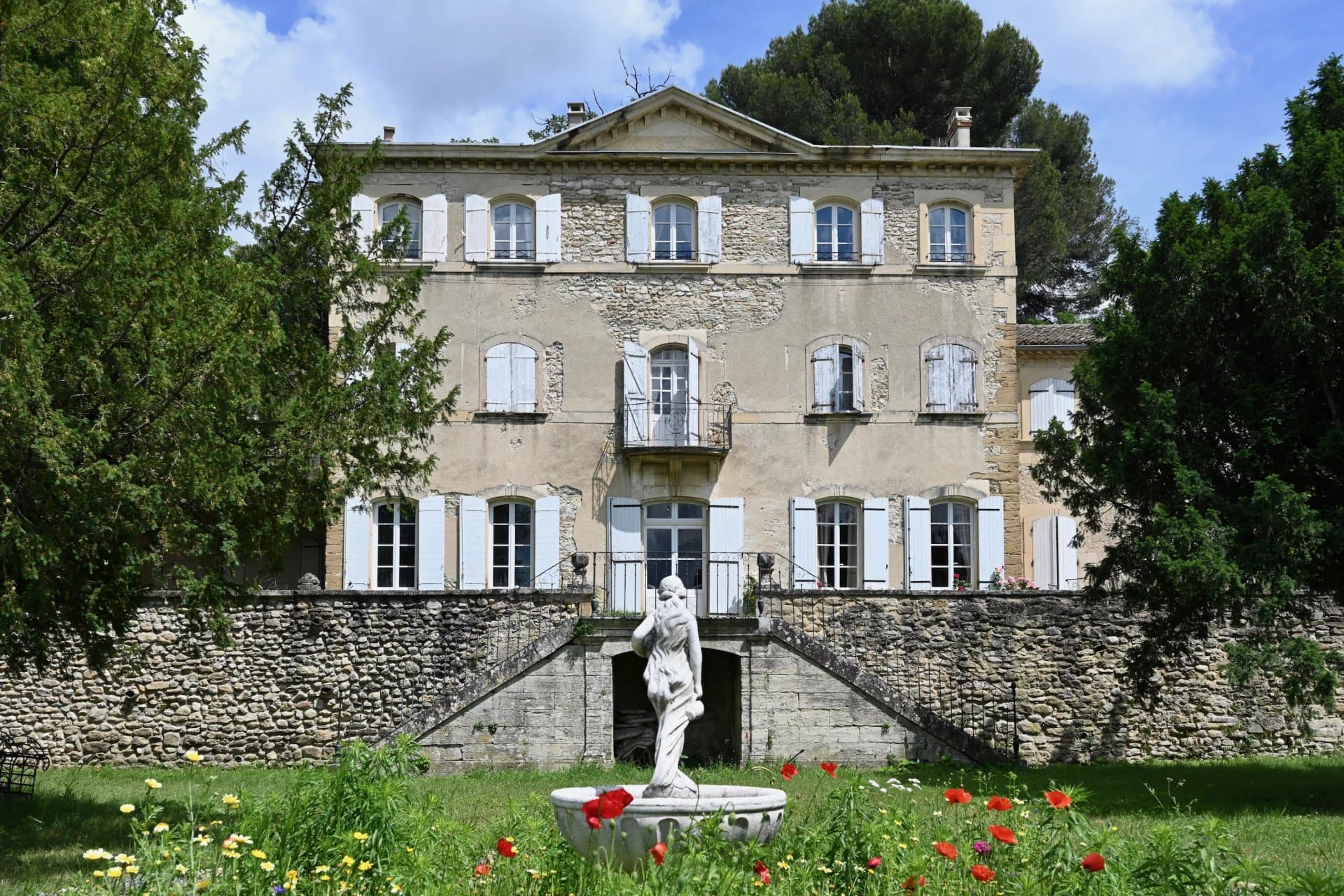 Château with Wine-Growing Property in Drôme Provençale