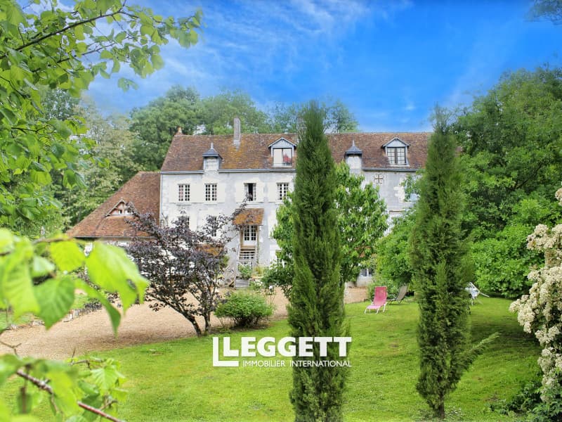 Historic 11th Century Castle With Cottages Near Chambord