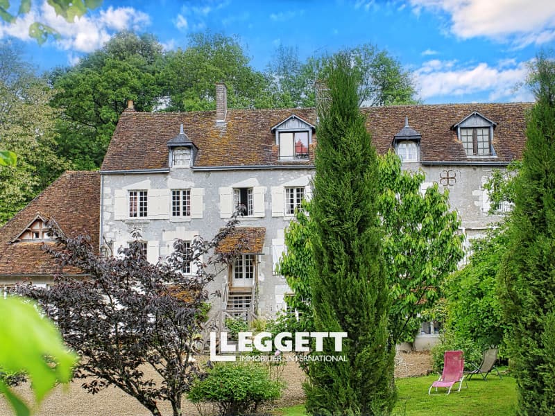 Historic 11th Century Castle With Cottages Near Chambord 3