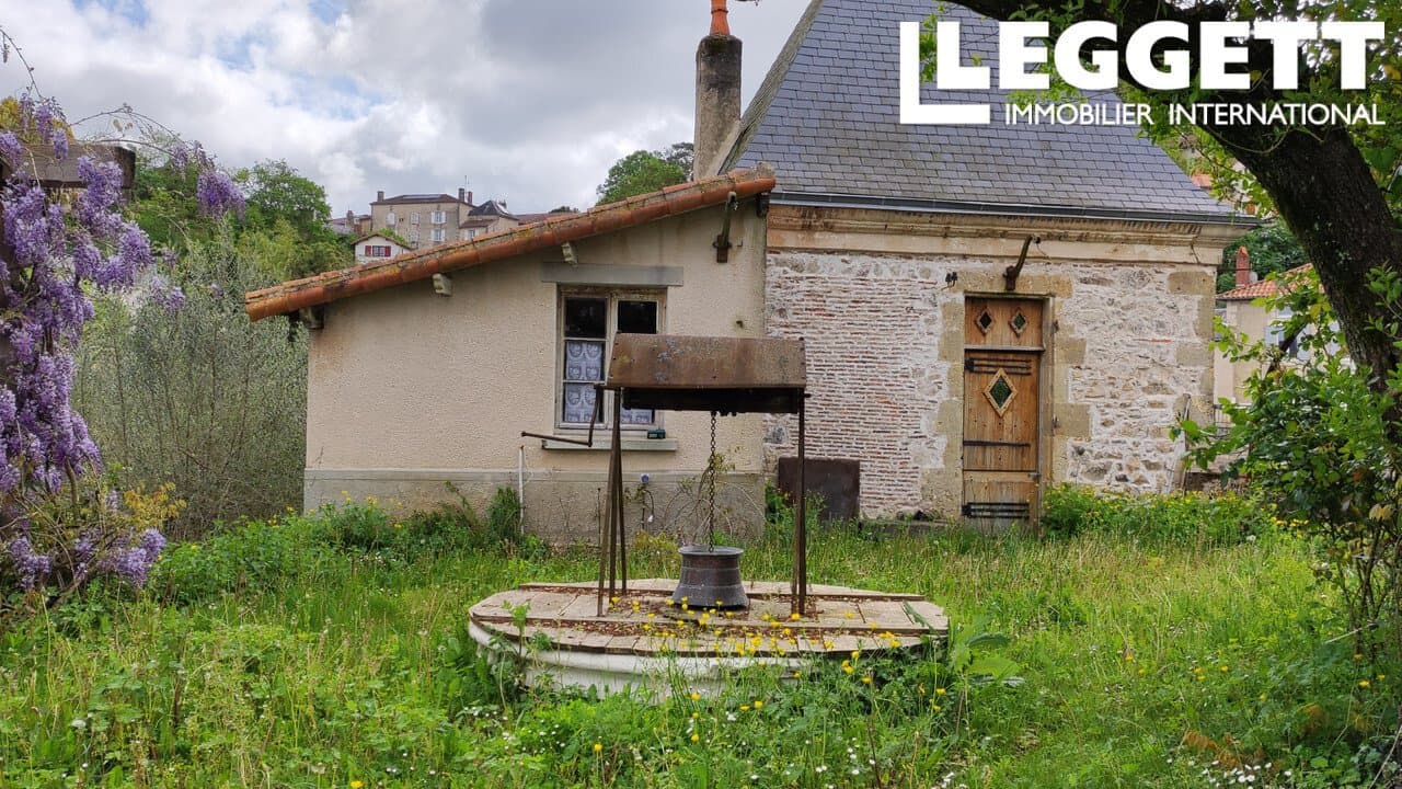 Historic Château on Its Own Island in the River Vienne 3