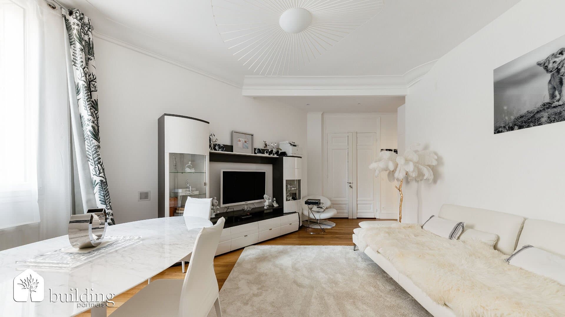 Charming 2-Bedroom Apartment Near Château — in Eure-et-Loir, France