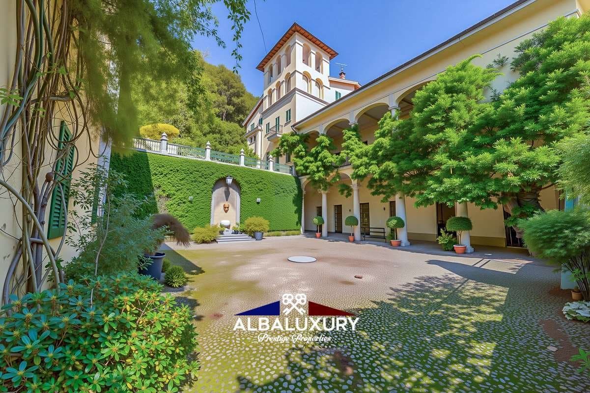 Historical Villa of the Visconti-Sforza Family in a Medieval Village — Villa for sale in Italy