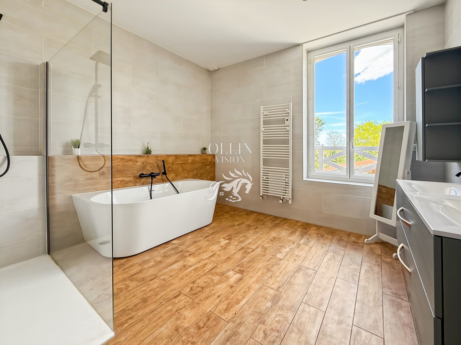 Charming Manor House with Swimming Pool and Riding Arena in Sanguinet 5