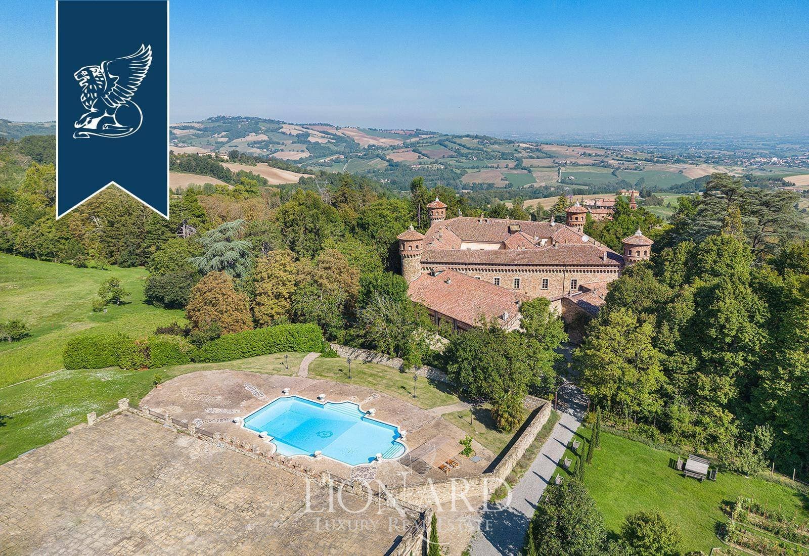 Majestic 10th Century Castle With Heated Pool And Extensive Grounds 5