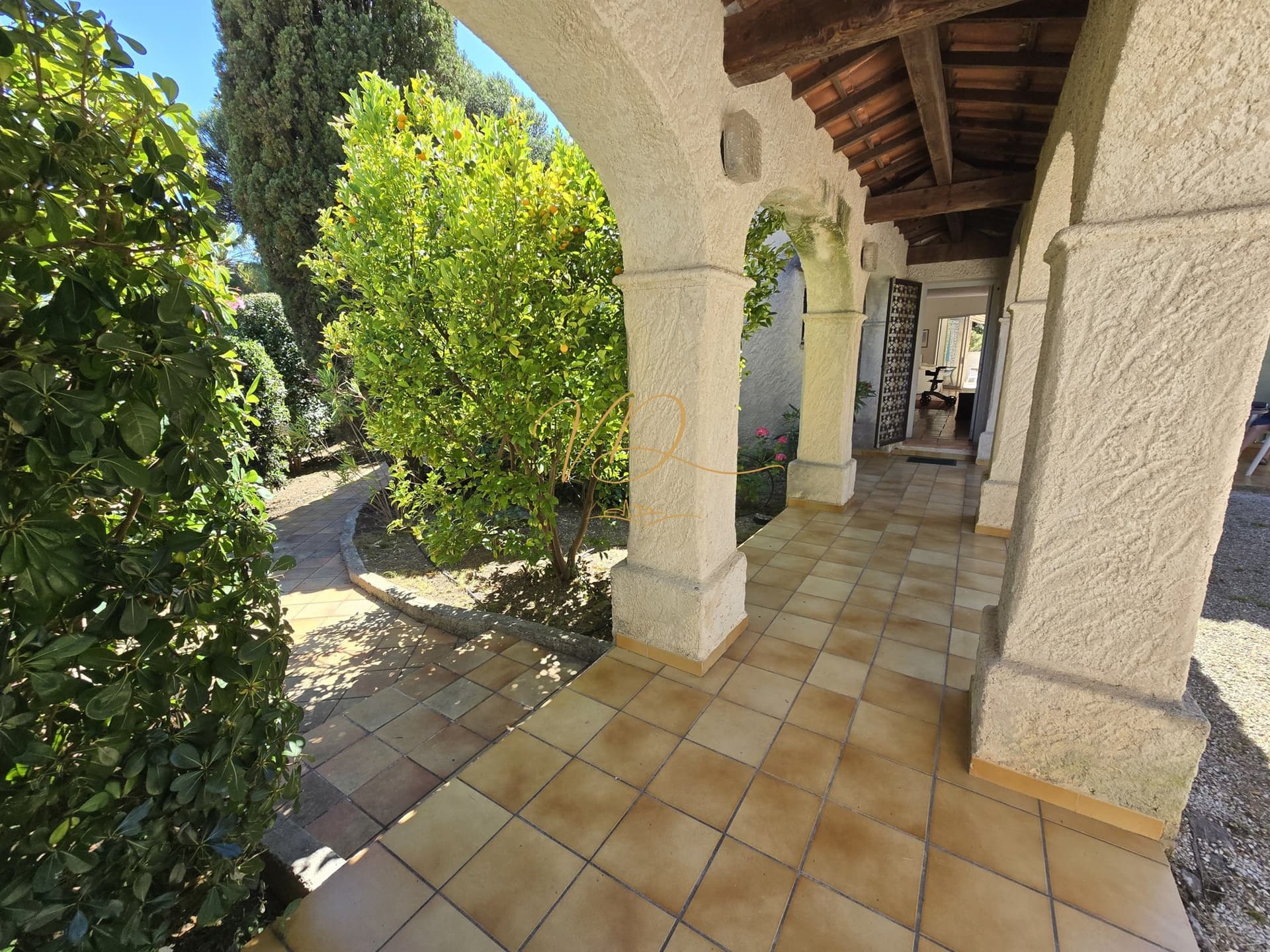 Charming Villa With Swimming Pool In Gassin's Nature 3
