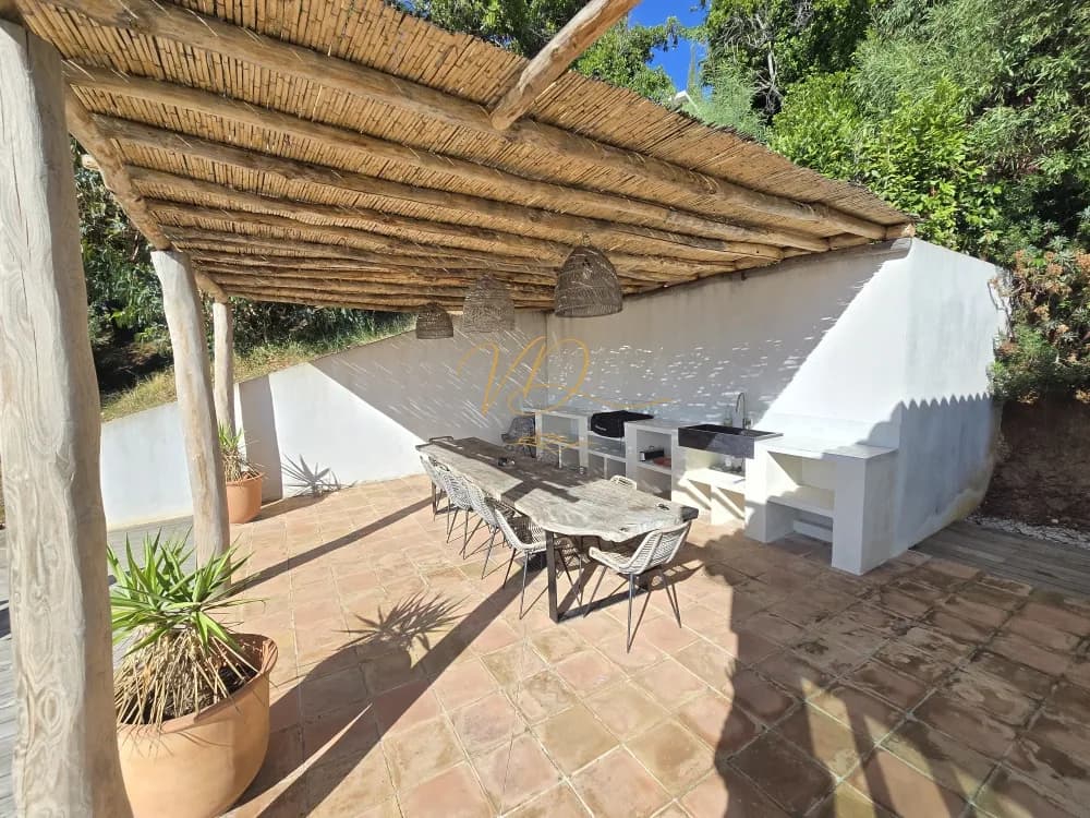 Elegant Villa With Sea Views And High Rental Potential 4