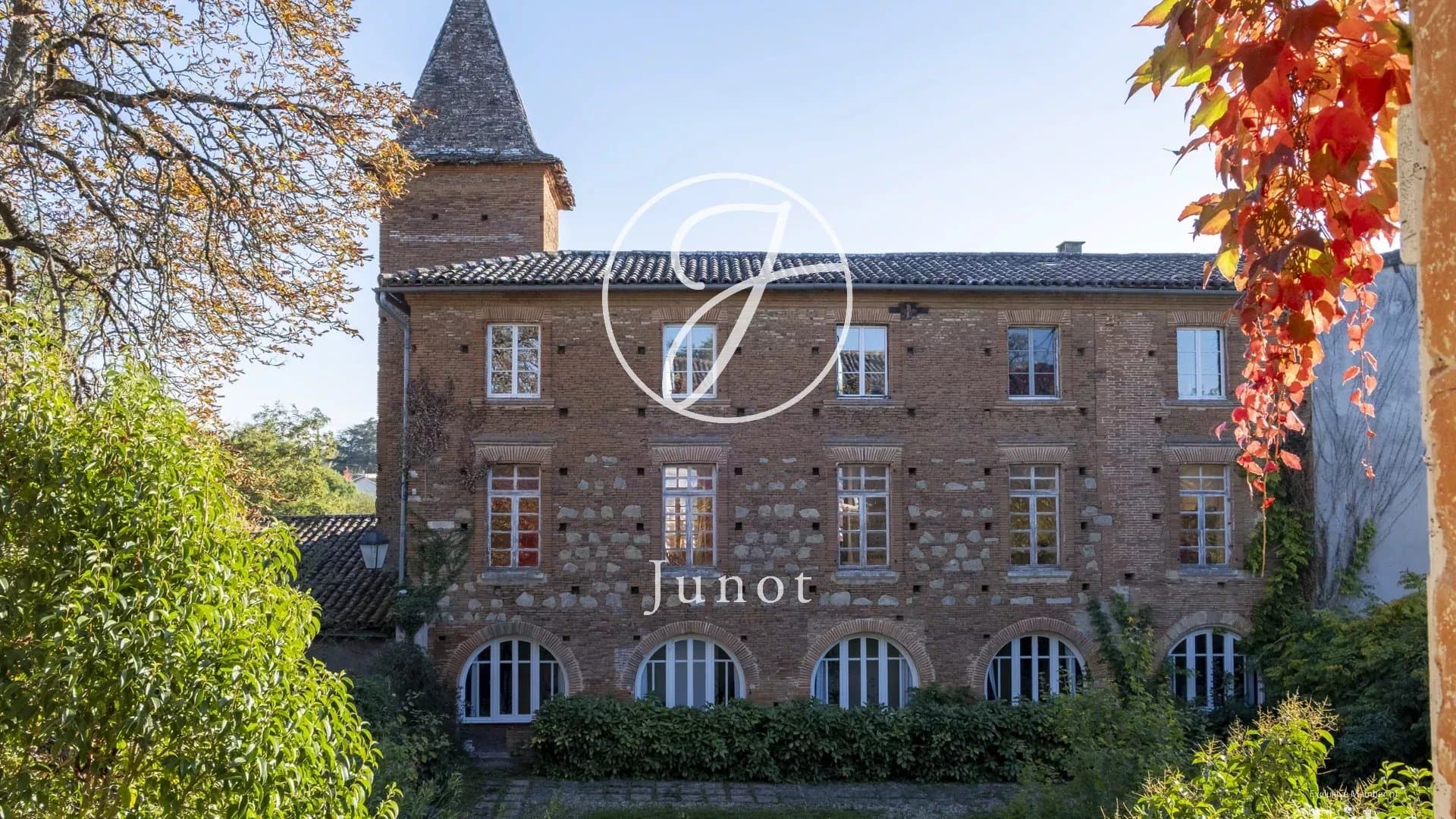 Charming Castle Estate with Apartments and Swimming Pool