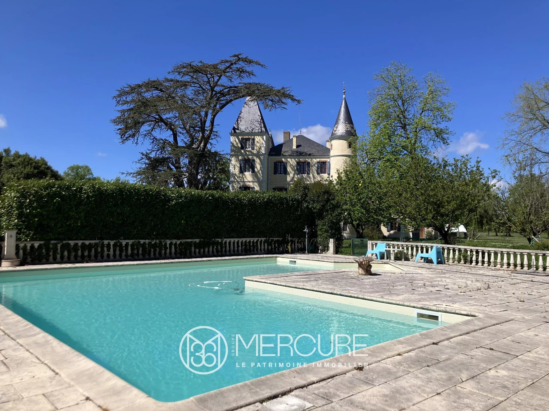 19th Century Château With Stables And Saltwater Swimming Pool 3