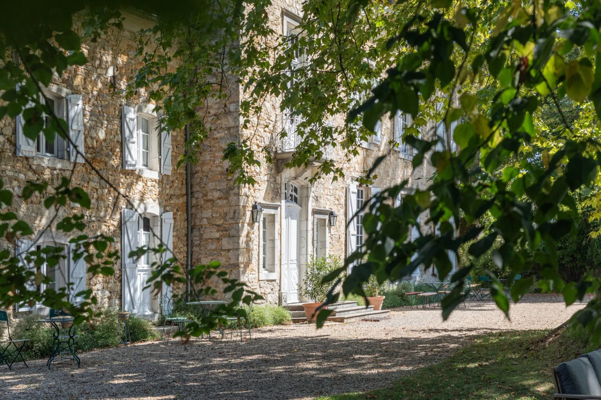 Magnificent 17th Century Château With 30 Hectares And Stunning Pyrenees Views 5