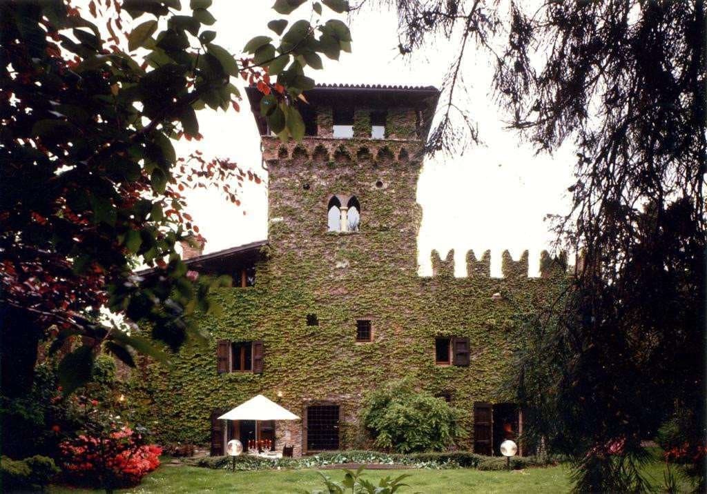 Castle Of Gorle: 13th Century National Monument With Modern Comforts 2